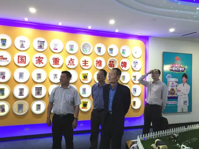 中國奶業協會會長走進明一國際 給予明一高度評價